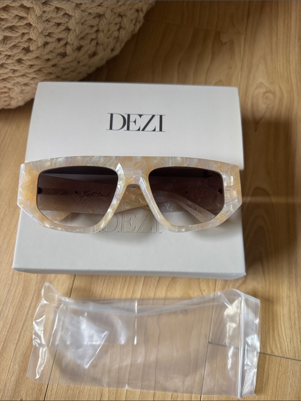 DEZI Back Track Sunglasses